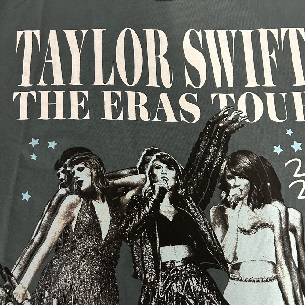 Taylor Swift The Eras Tour 1989 Album Shirt Short Sleeve Tee Shirt NEW Size L - Picture 7 of 7